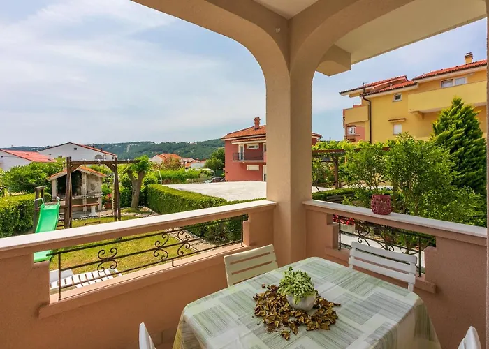 Anica شقة لوبار